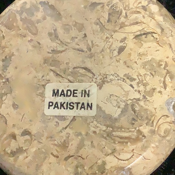 Jasper paperweight - Picture 3 of 3